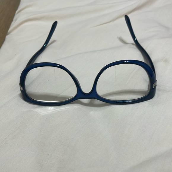 Beautiful  Fendi prescription eye glasses frame - Picture 4 of 6